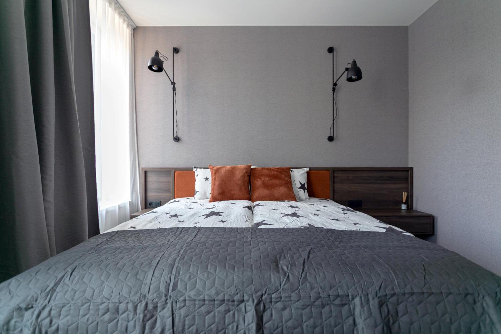 Luong Europe Apartments ปราก ภายนอก รูปภาพ