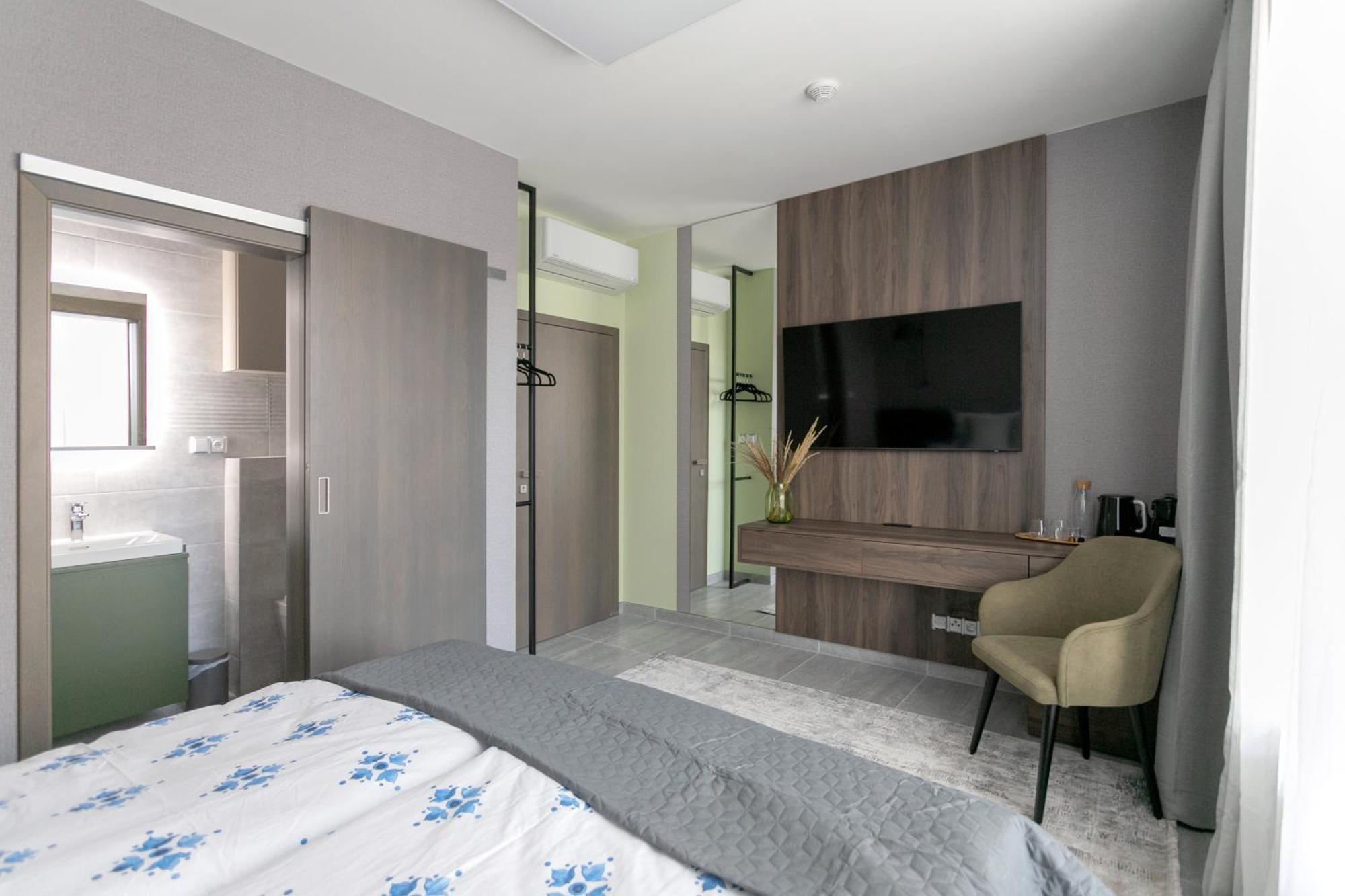 Luong Europe Apartments ปราก ภายนอก รูปภาพ