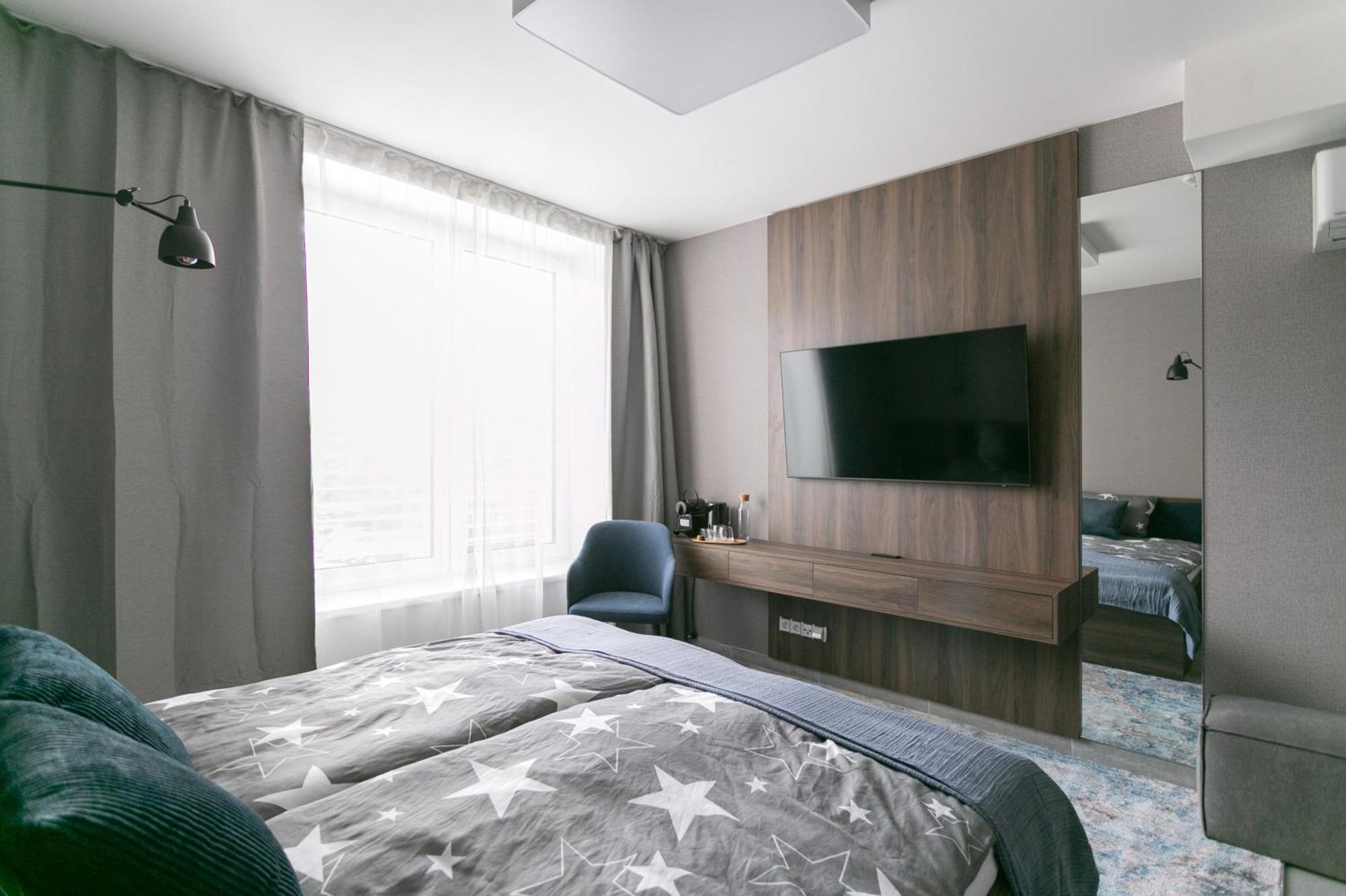 Luong Europe Apartments ปราก ภายนอก รูปภาพ